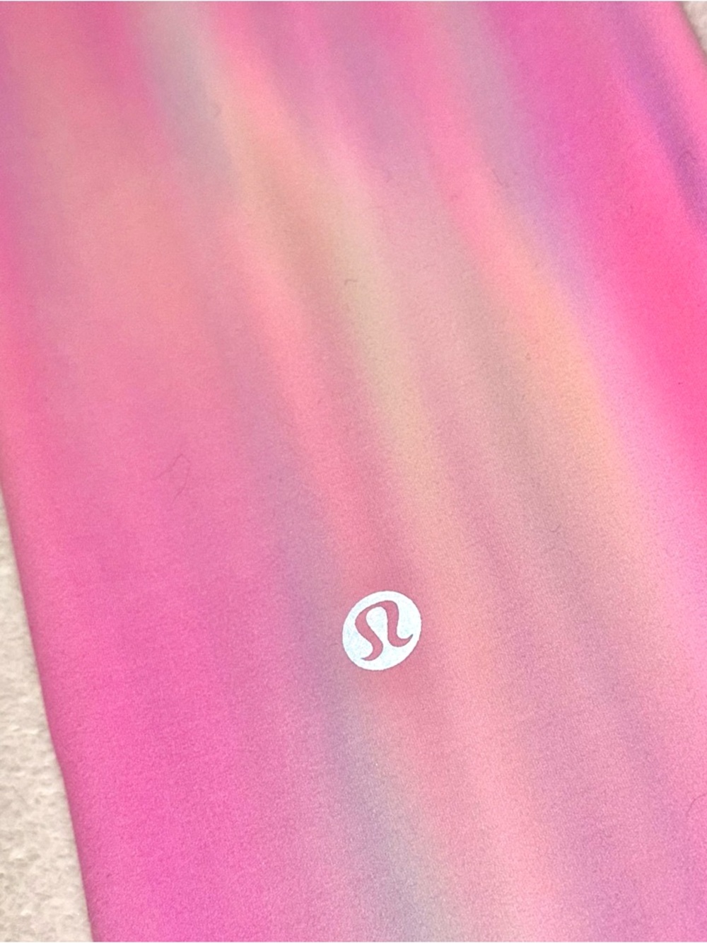 LULULEMON Wunder Train High Rise Legging 25” in Psychadelic Wash Multi size 8 - Picture 8 of 10